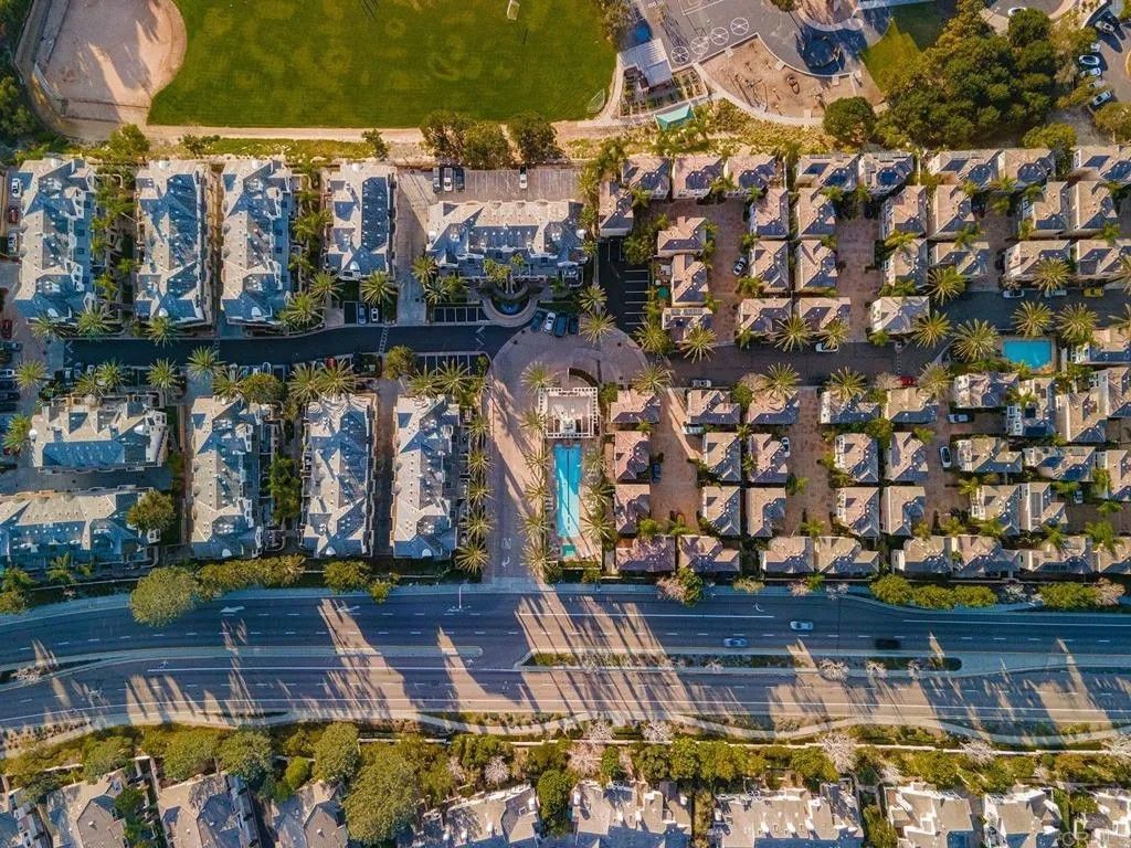 Photo of 12604 Carmel Country Road #17, San Diego, CA 92130 (MLS # NDP2601146)