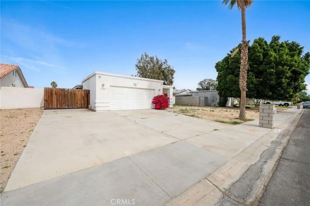 Photo of 67370 Garbino Drive, Cathedral City, CA 92234 (MLS # SW26030237)