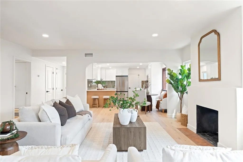 2446 W 234th Street