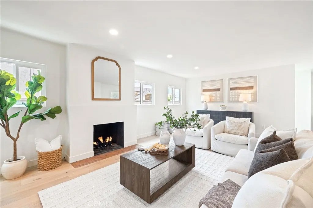 2446 W 234th Street