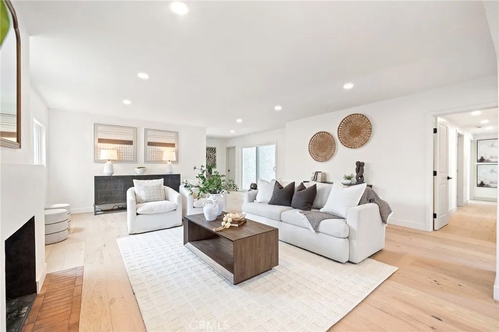 2446 W 234th Street