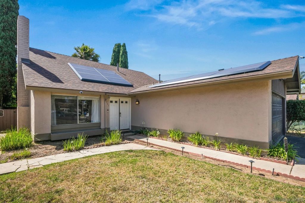 Photo of 245 Festival Dr, Oceanside, CA 92057 (MLS # 260010949)