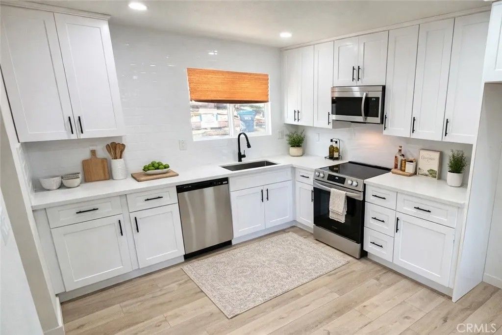 Photo of 28451 Murrieta Rd, Menifee, CA 92586 (MLS # IV25280579)