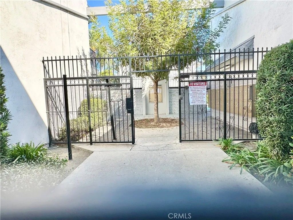 Photo of 5500 Ackerfield Avenue #502, Long Beach, CA 90805 (MLS # RS26113462)