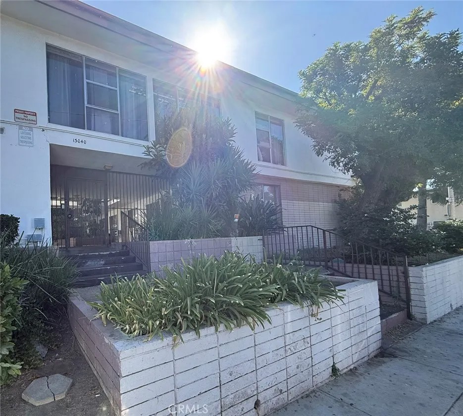 13040 Dronfield Ave 1