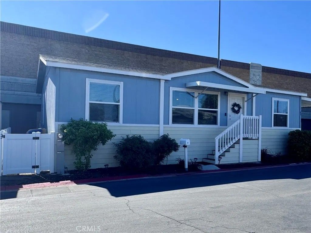 Photo of 995 Pomona Rd #63, Corona, CA 92882 (MLS # IG26028624)