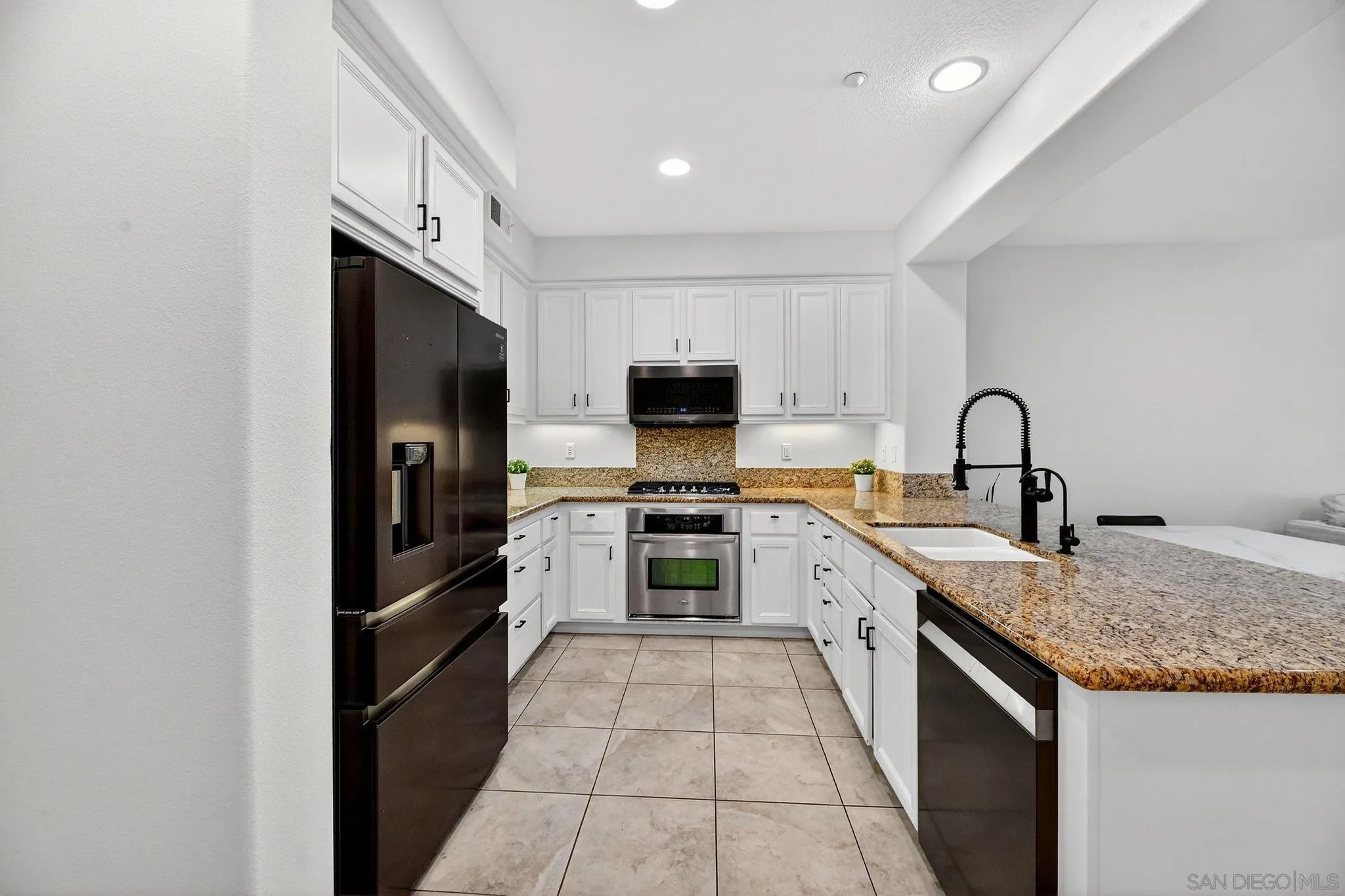 2205 Andalusia Ln Unit 2