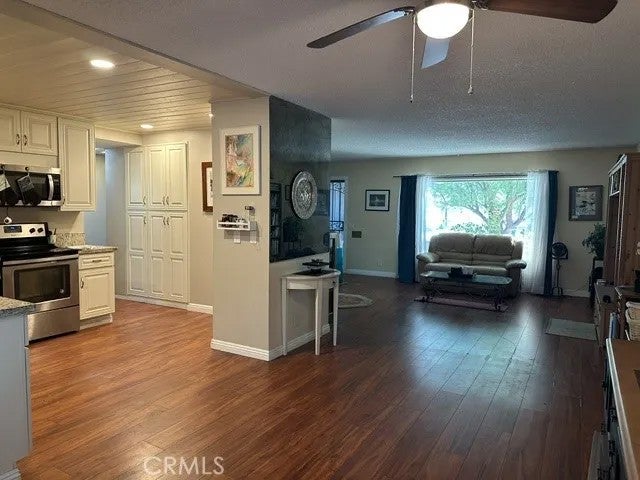 321 Rainier