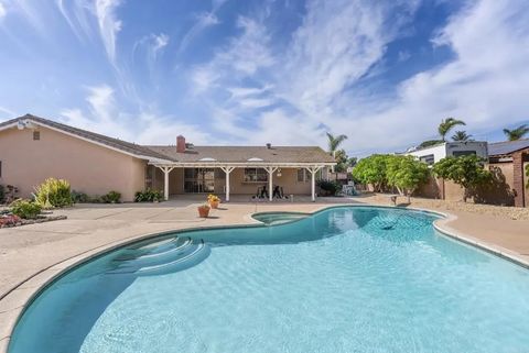 Tiny photo for 3433 Kennelworth Lane, Bonita, CA 91902 (MLS # PTP2508299)