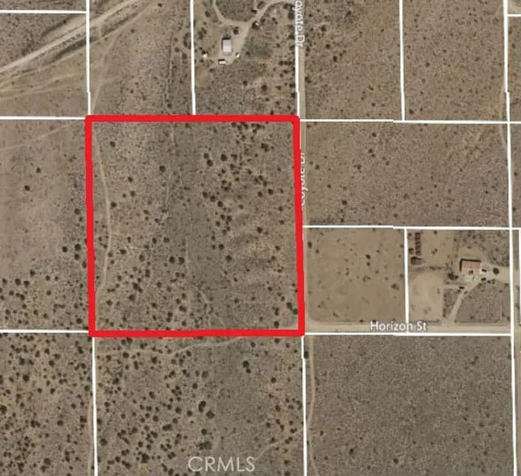 Photo of 25345 Laramie St, Apple Valley, CA 92307 (MLS # HD26096261)