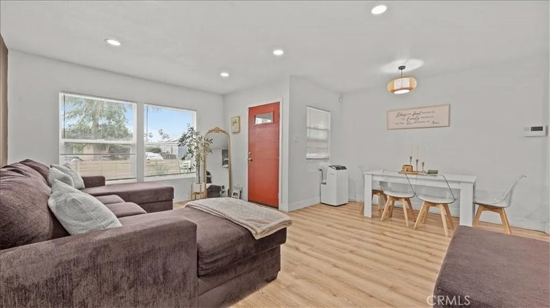 1516 Home