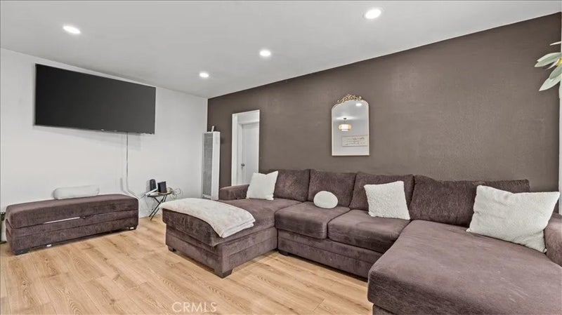 1516 Home
