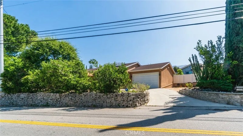 10424 Tujunga Canyon
