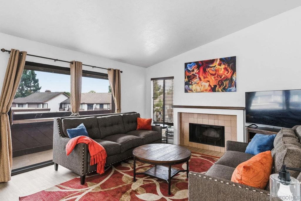 Photo of 1685 Melrose Ave #J, Chula Vista, CA 91911 (MLS # 260002343)