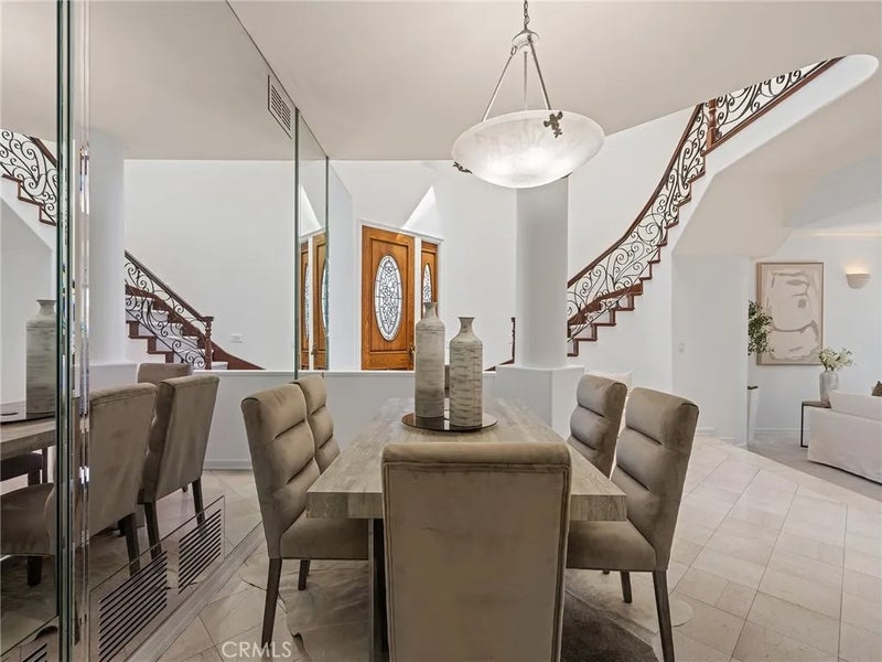 6264 Napoli Court