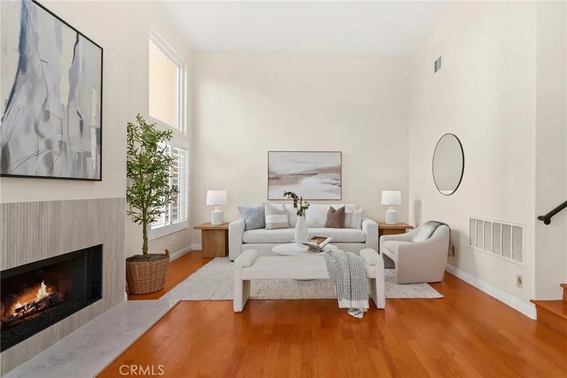 6011 Shadowbrook