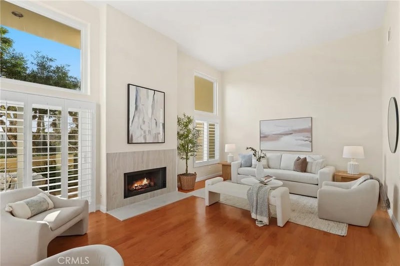 6011 Shadowbrook