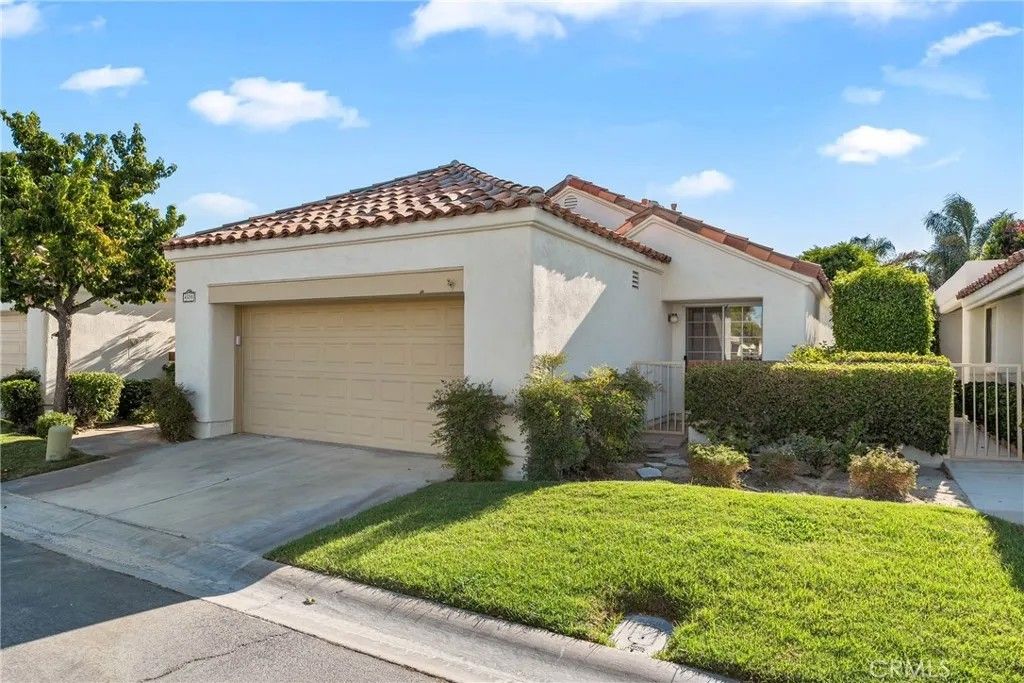 Photo of 43791 Calle Las Brisas, Palm Desert, CA 92211 (MLS # PW26003793)