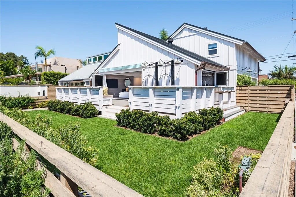 Photo of 2609 Camino Del Mar, Del Mar, CA 92014 (MLS # IG26015701)
