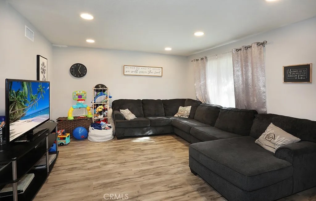 212 N Kodiak, #A