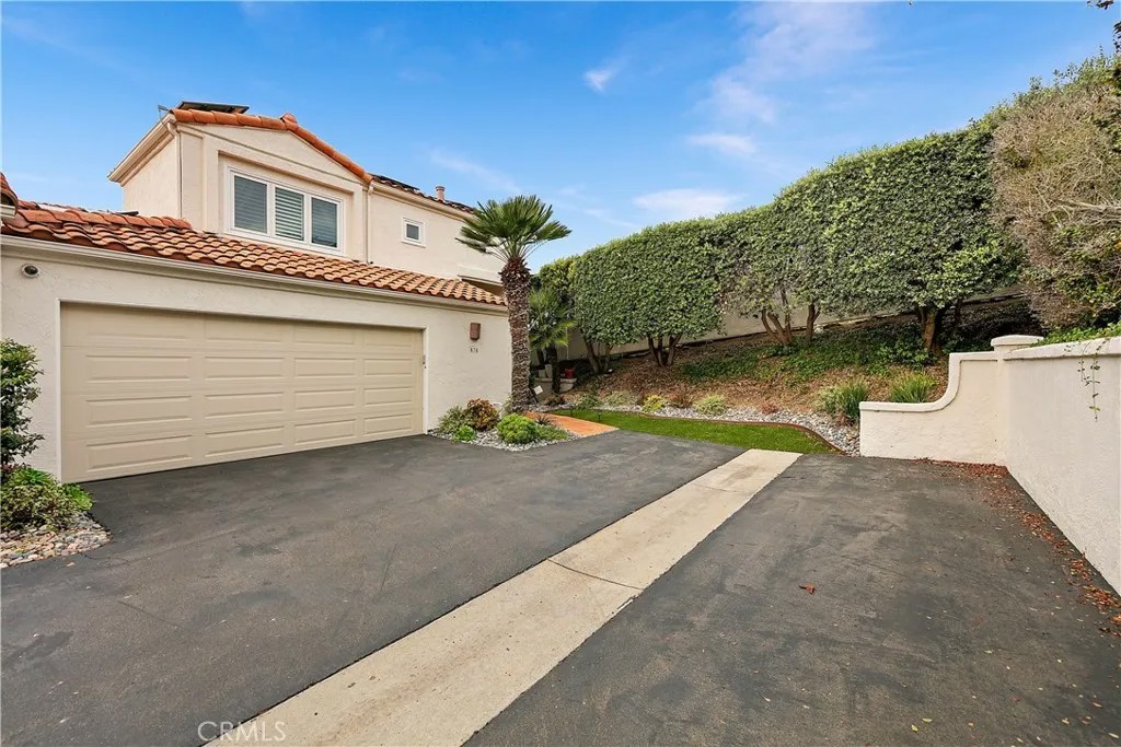 876 Cofair Court