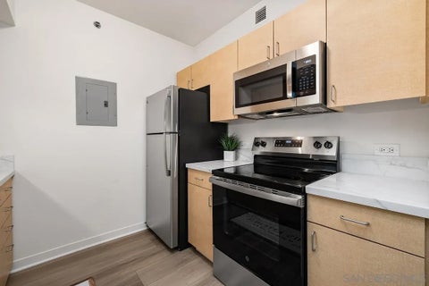 Tiny photo for 425 W Beech St #212, San Diego, CA 92101 (MLS # 260025095)
