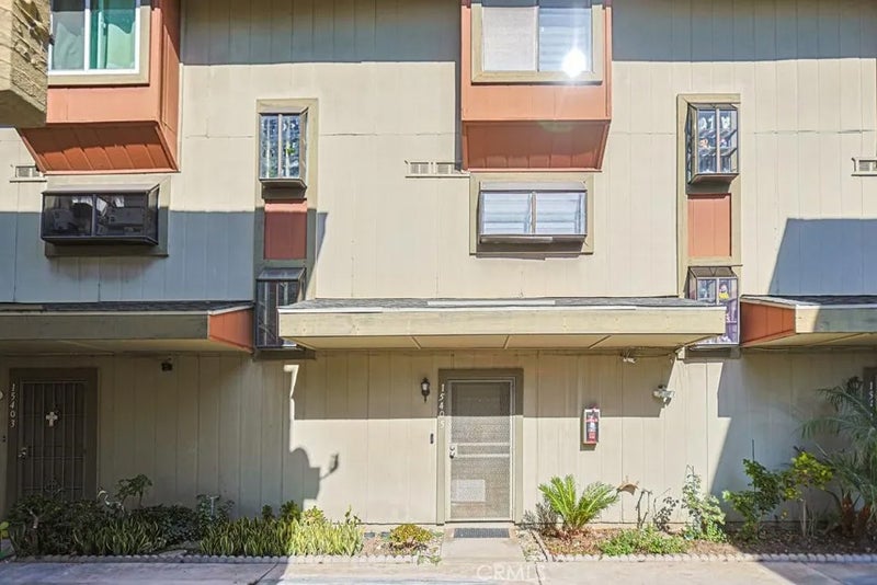 15405 Van Buren Street 6