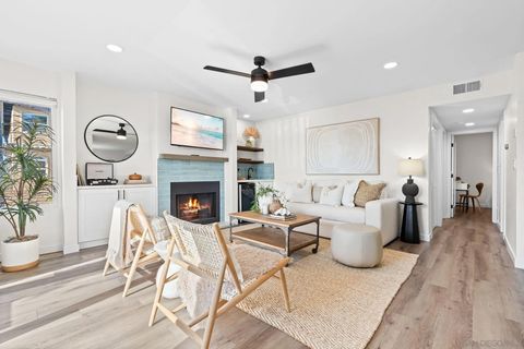 Photo of 1324 S Pacific #3, Oceanside, CA 92054 (MLS # 250043545)