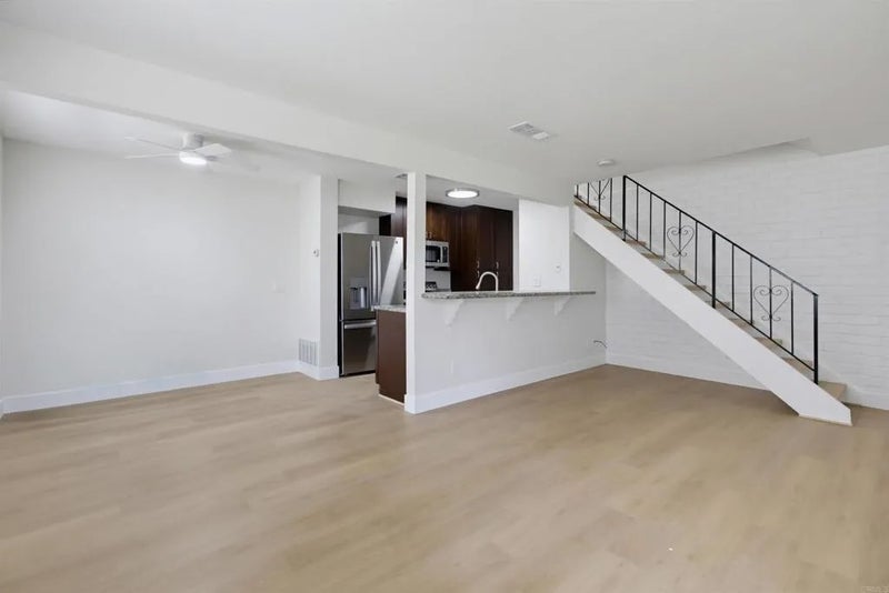 12120 Orange Crest Court 2