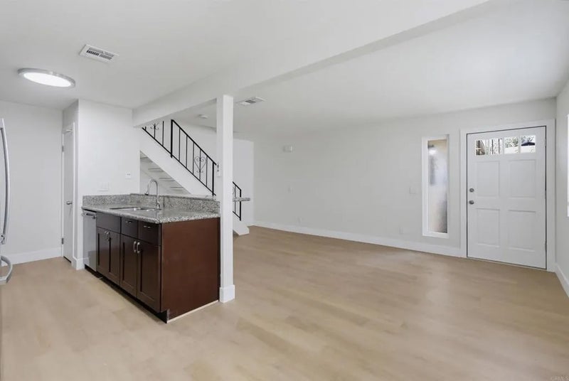 12120 Orange Crest Court 2