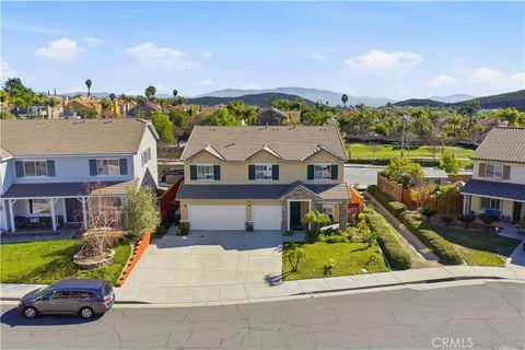 Photo of 36050 Redgrave Way, Murrieta, CA 92562 (MLS # SW26013987)