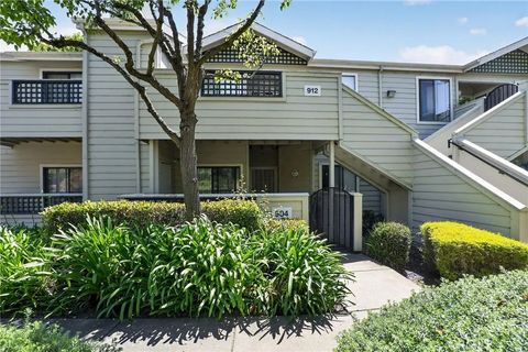 Photo of 1201 Glen Cove #904, Vallejo, CA 94591 (MLS # FR26095019)