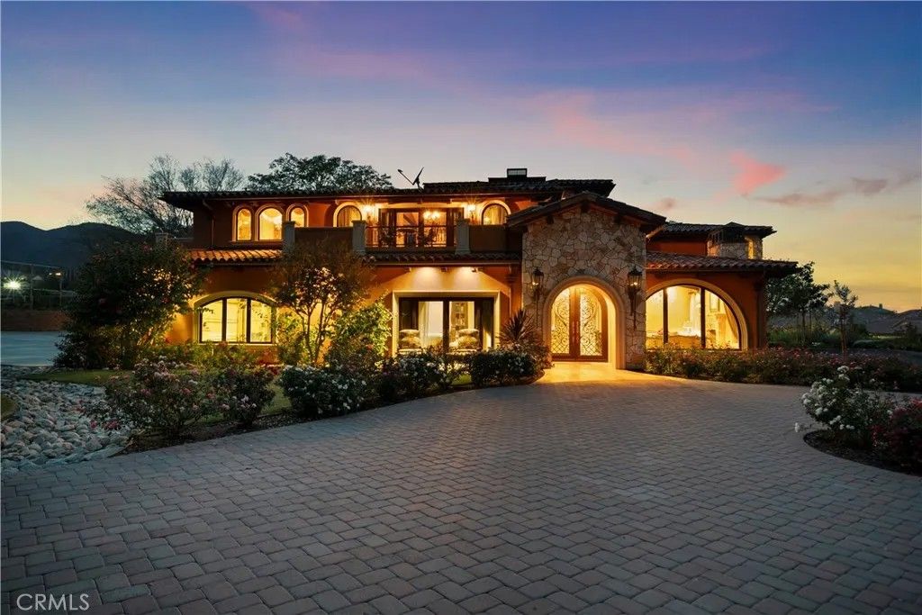 Photo of 4050 Lester Ave, Corona, CA 92881 (MLS # IG25261341)