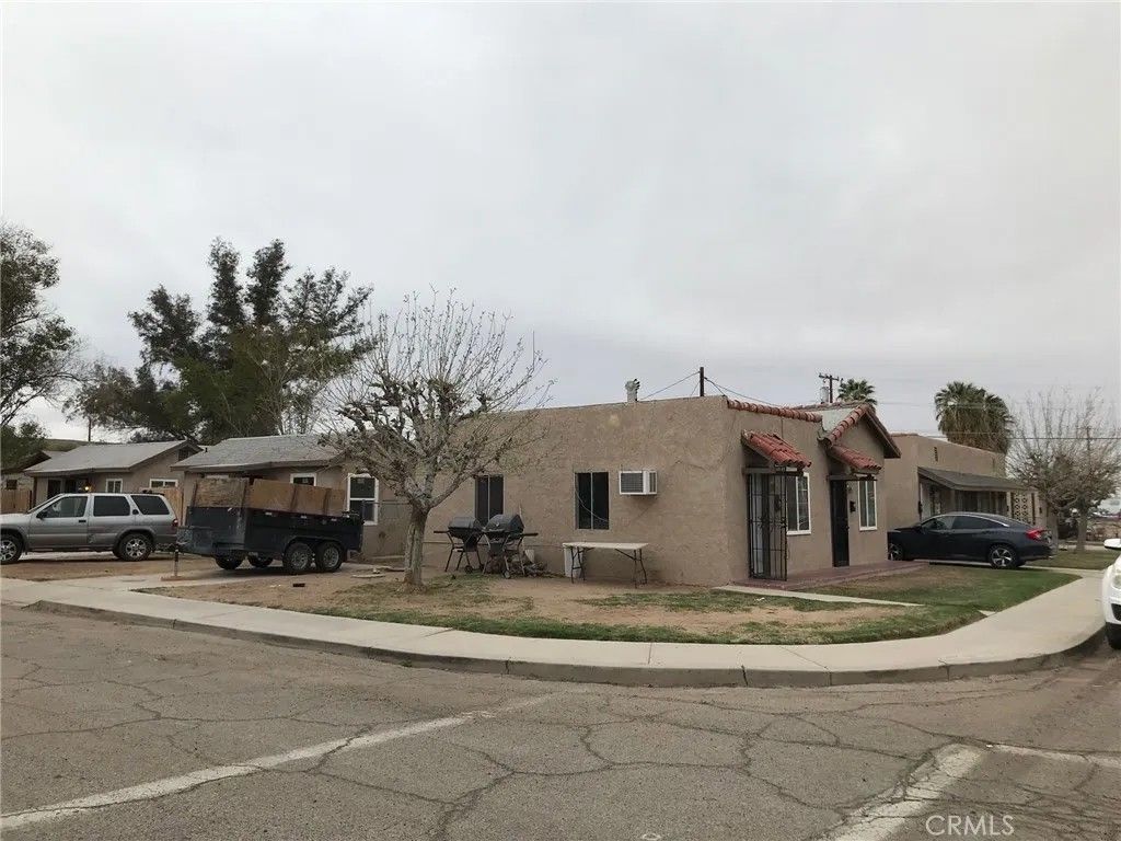 Photo of 222 W Rice Street, Blythe, CA 92225 (MLS # SW26009284)
