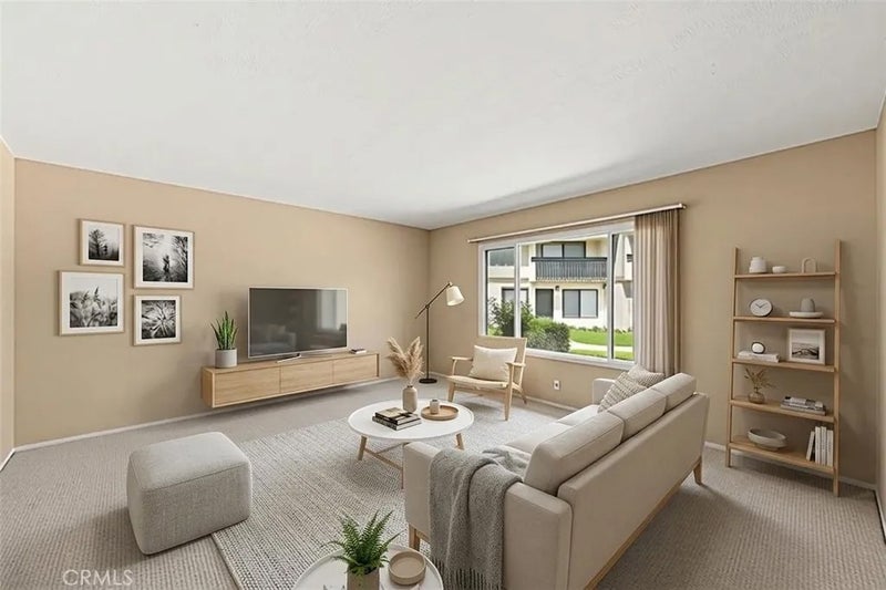 1435 W Cerritos 40