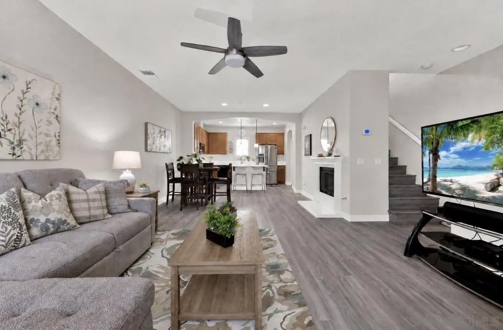 Photo of 10505 Zenor Ln #21, San Diego, CA 92127 (MLS # 260022138)