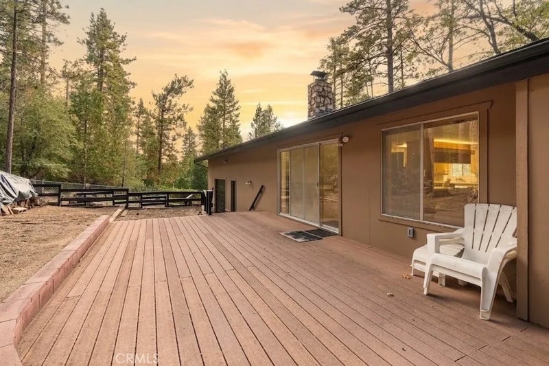25220 Rim Rock