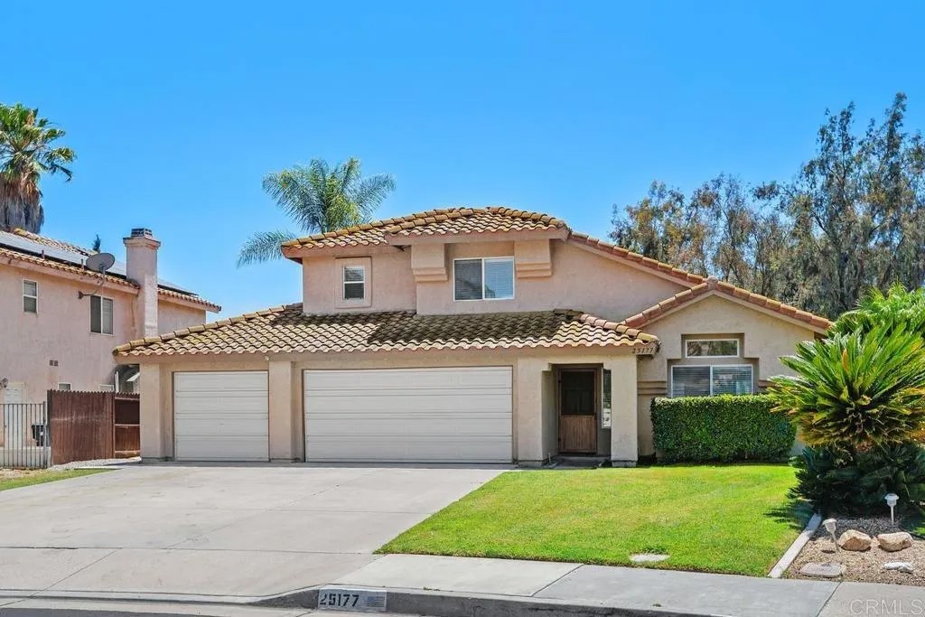 25177 Calle De Tres Amigos