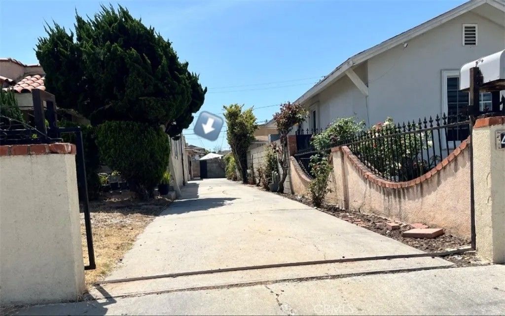 Photo of 4824 W 117th St, Hawthorne, CA 90250 (MLS # PW26076513)
