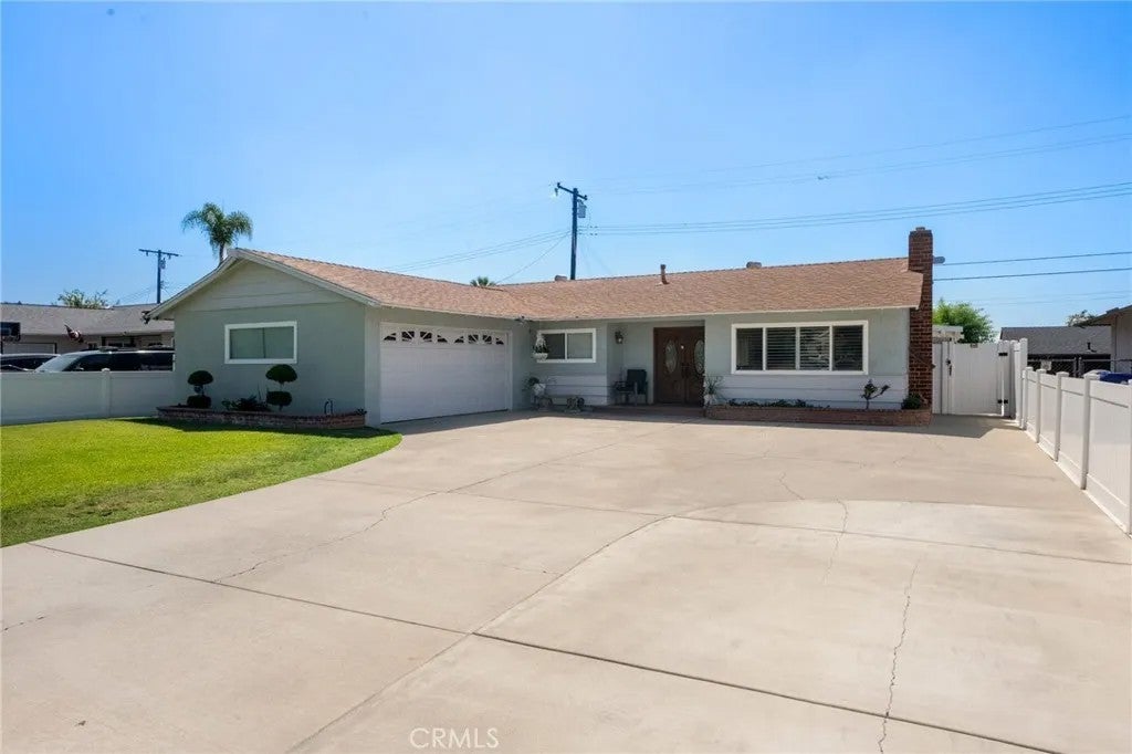 1335 W 4th Street