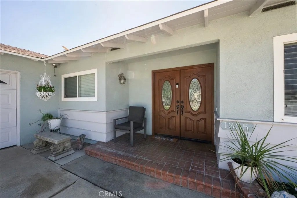 1335 W 4th Street