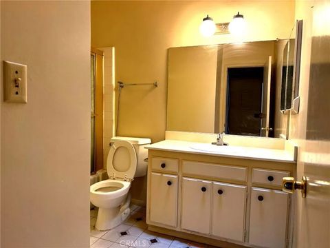 Tiny photo for 360 S Kenmore Ave #302, Los Angeles, CA 90020 (MLS # PW25244979)