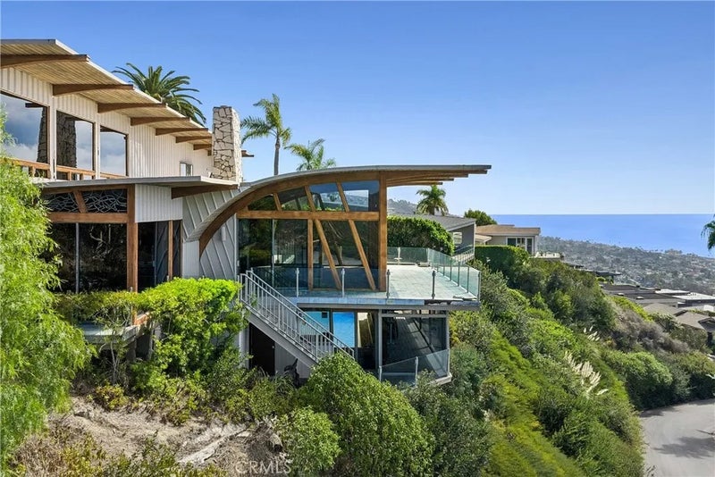 1255 Skyline Drive