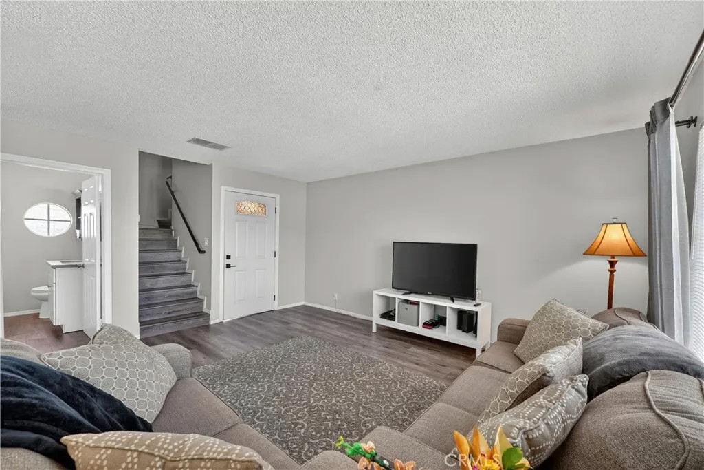 4191 Baldwin Park Blvd. 2