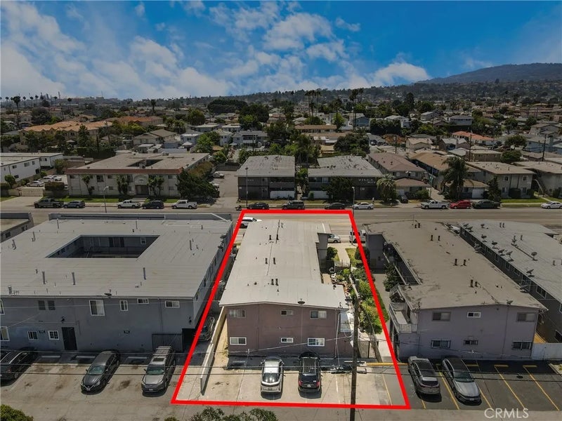 1625 Lomita