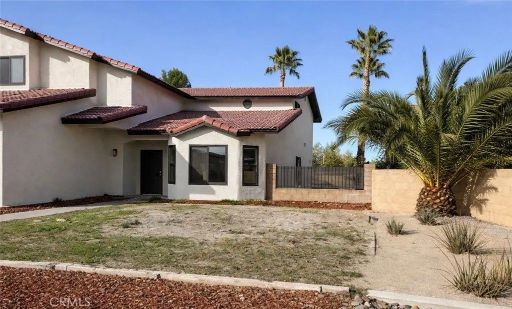 Photo of 1217 Camran Ave, Lancaster, CA 93535 (MLS # BB25278234)