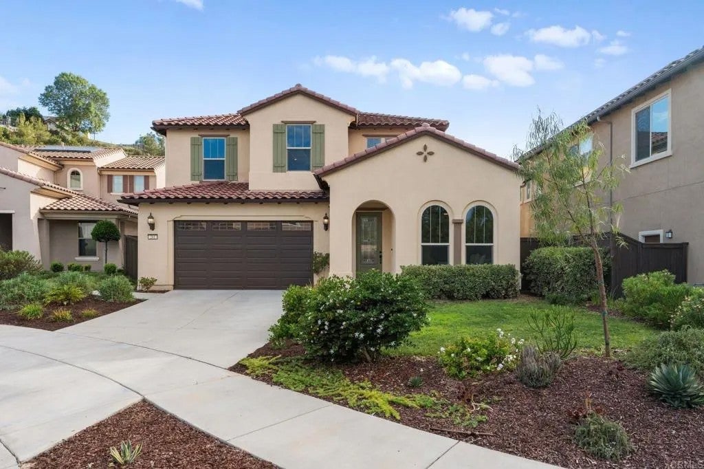 Photo of 261 Flores Lane, Vista, CA 92083 (MLS # NDP2607133)