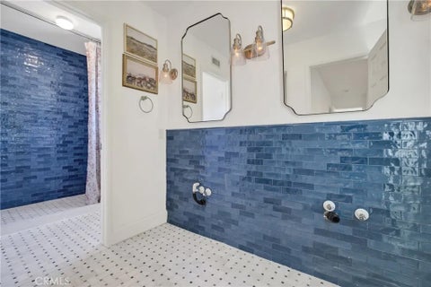 Tiny photo for 56 Nantucket Lane, Aliso Viejo, CA 92656 (MLS # OC26155558)