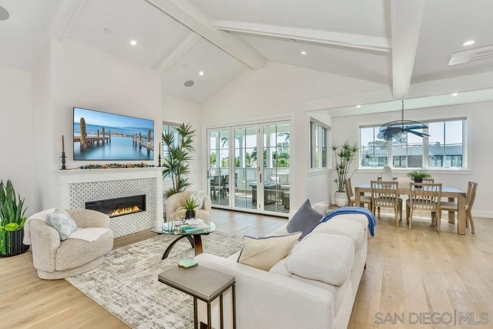 478 Orange Ave