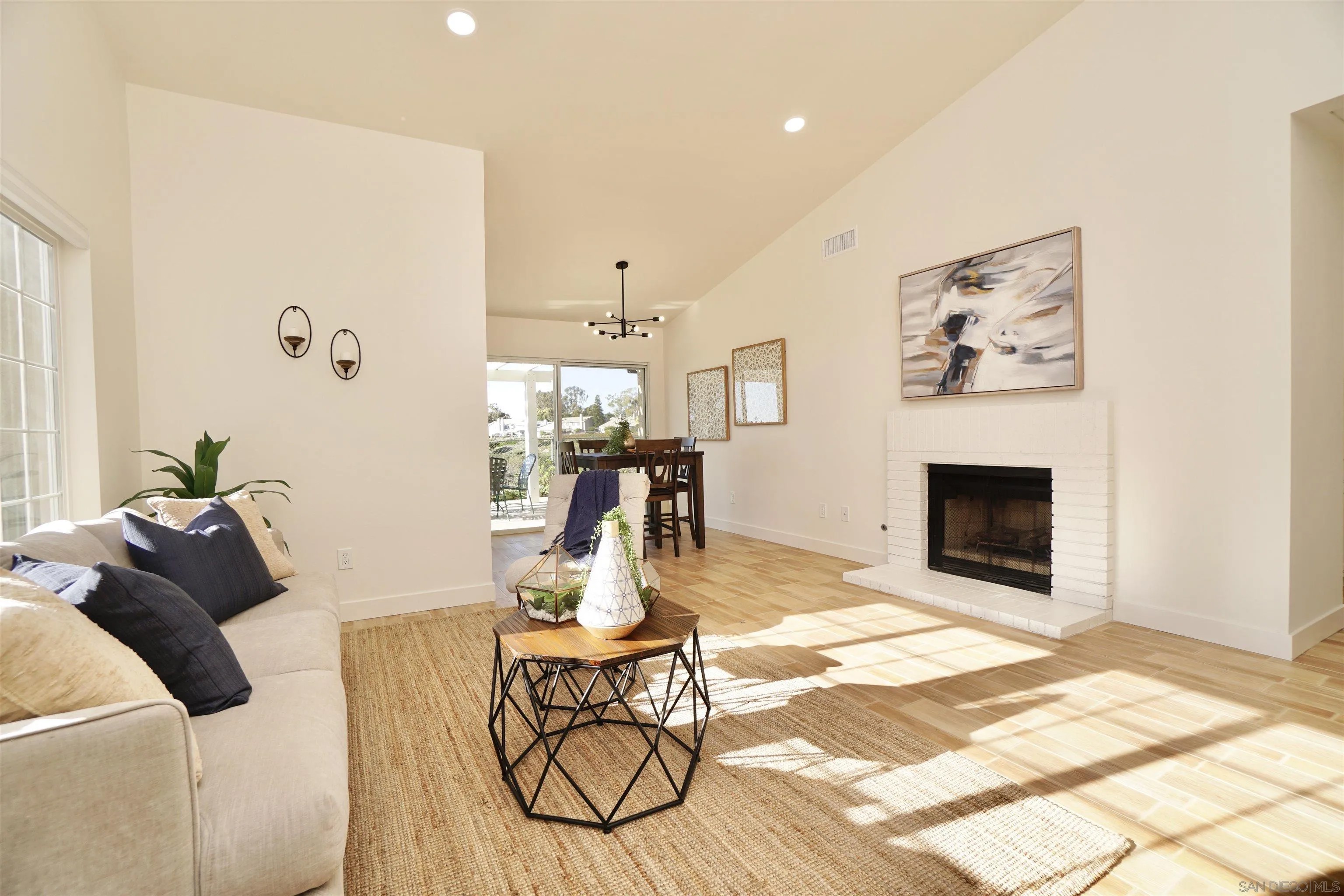 4663 Woodstock Street